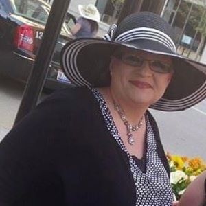 Meet your Posher, Joni